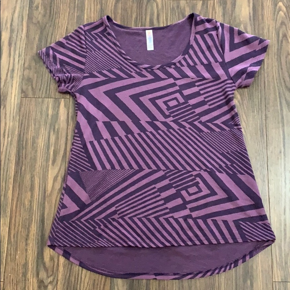 LuLaRoe XS classic tee